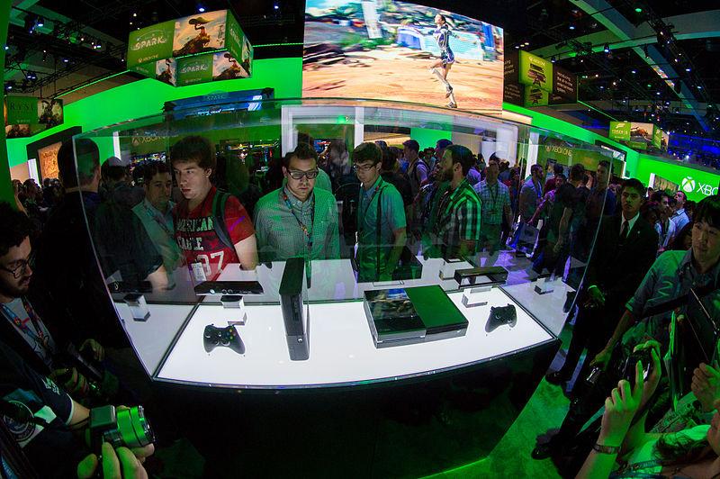 A side-by-side comparison between Microsoft’s Xbox 360 and the new Xbox One. The Xbox One was released on November 22, 2013. Photo/via Wikimedia Commons