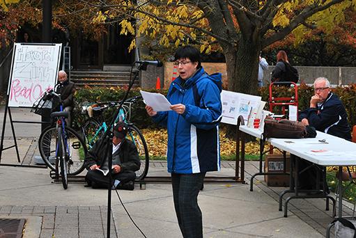Anyone was welcome to take to the microphone to read Howard Zinn’s works out loud. Preface photo/NICK WORT