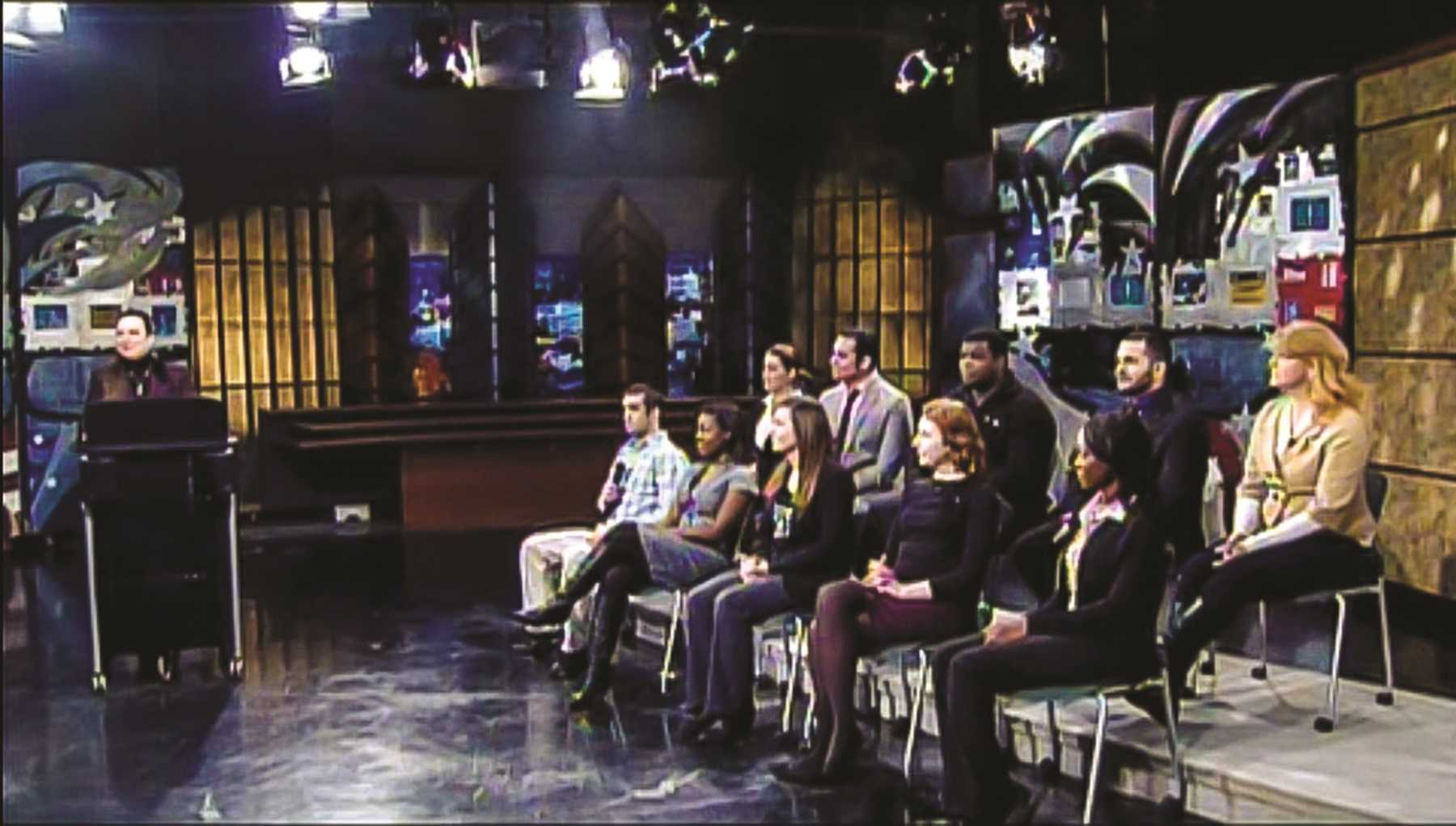 A screenshot from the episode shows the student panel
