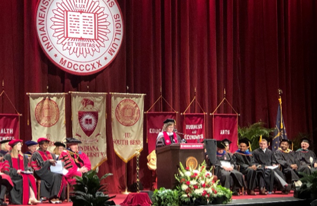 Chancellor Elrod presenting her acceptance address. Photo by//HOPE FOWLER