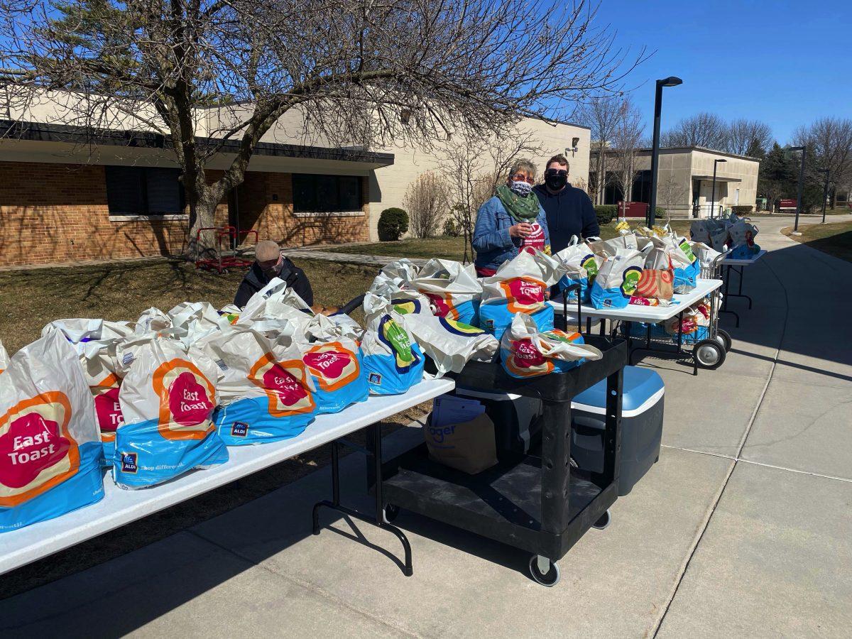 Photos provided by Alyssa Foster. Titans Feeding Titans distributed prepared food bags for the IU South Bend community.
