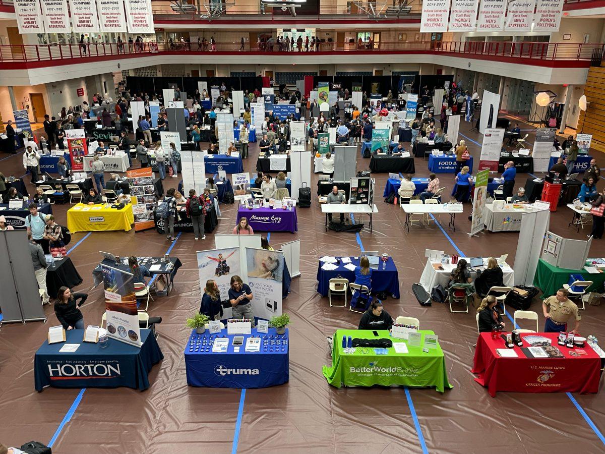 Career, internship fair hosted on campus￼