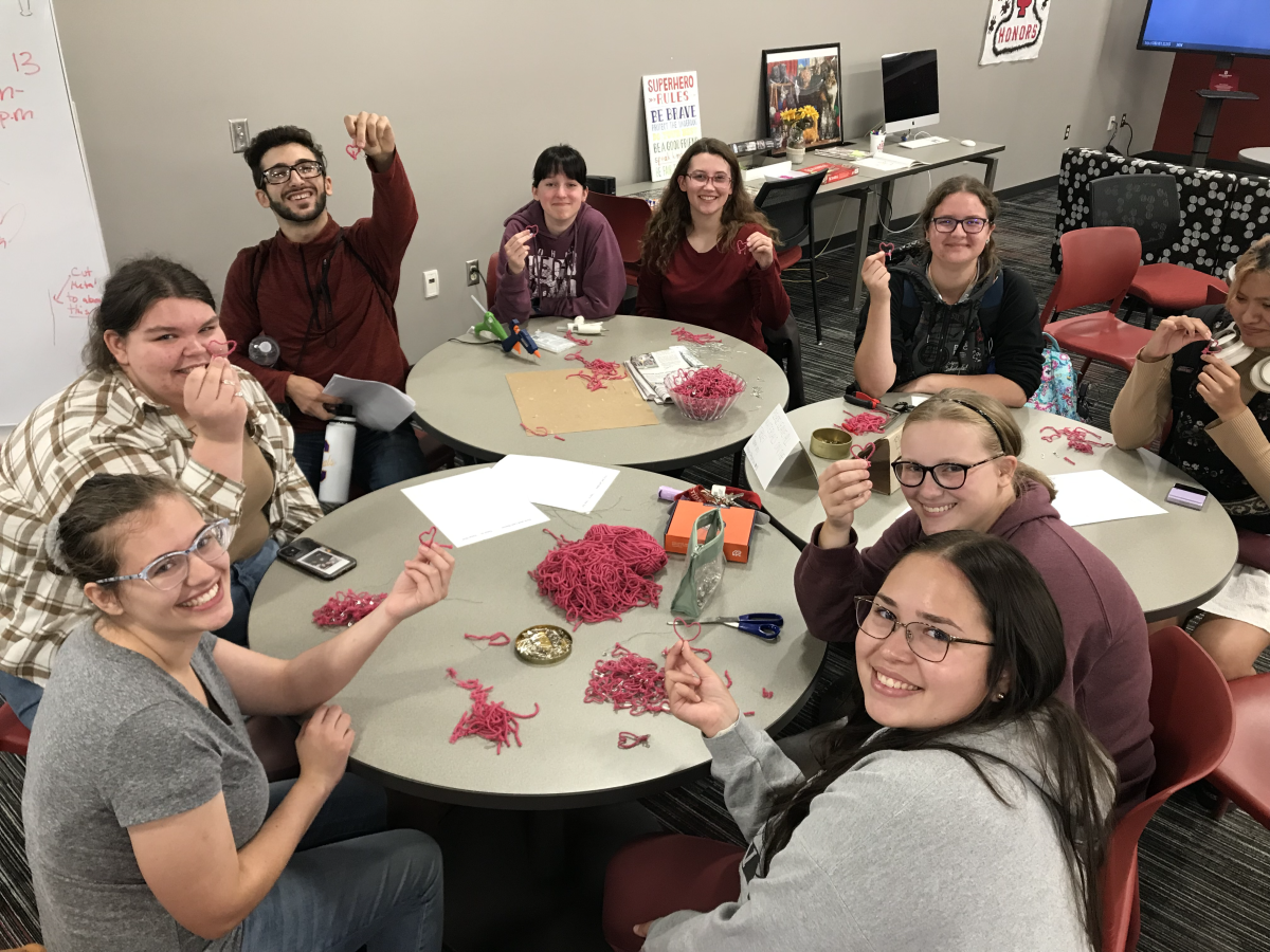 Honors Program to host A Common Thread for St. Margaret’s House￼