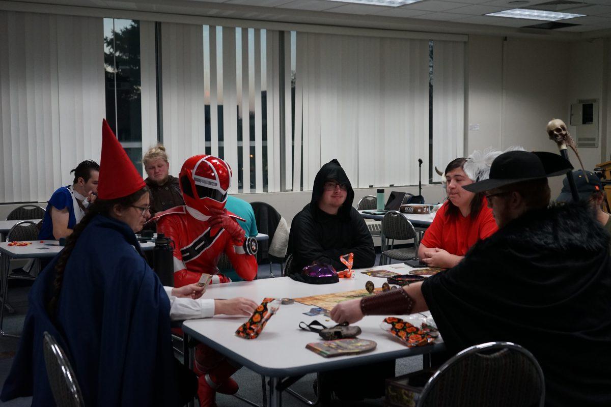 Gamers’ Guild creeps it real at Halloween party