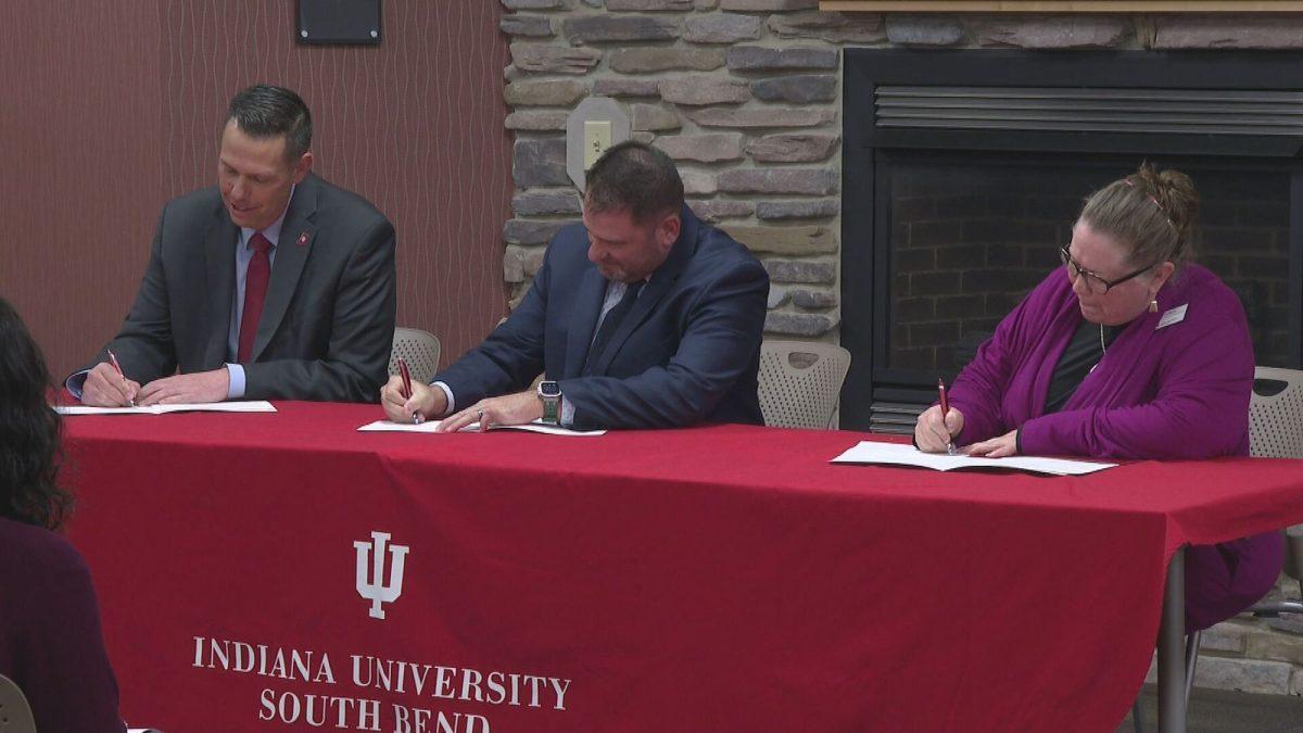 IU South Bend signs agreement with School City of Mishawaka
